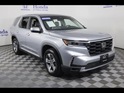 Photo of a 2025 Honda Pilot EX-L 4DR SUV for sale