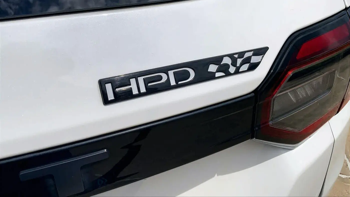 2023 Honda Pilot EX-L w/Rear Captain's Chairs