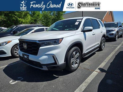 Photo of a 2024 Honda Pilot EX-L 4DR SUV W/REAR Captain's Chairs for sale
