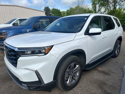 Photo of a 2024 Honda Pilot EX-L 4DR SUV W/REAR Captain's Chairs for sale