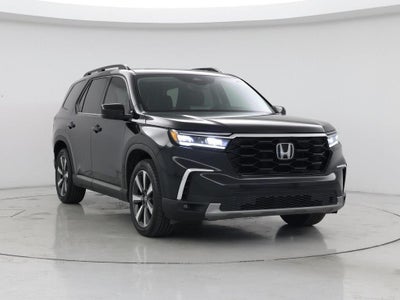 Photo of a 2023 Honda Pilot Touring 4DR SUV for sale