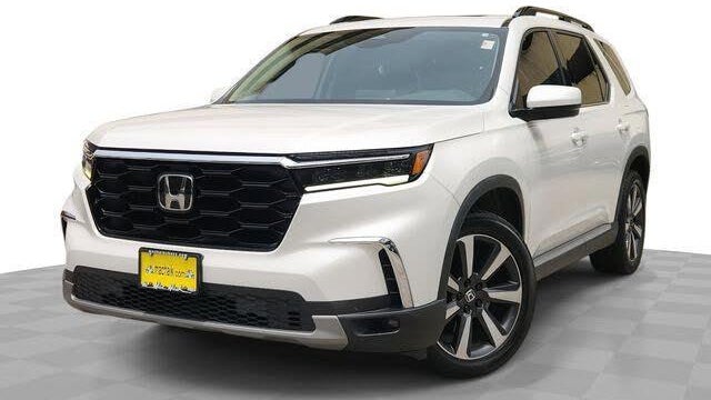Preowned 2023 Honda Pilot Touring for Sale