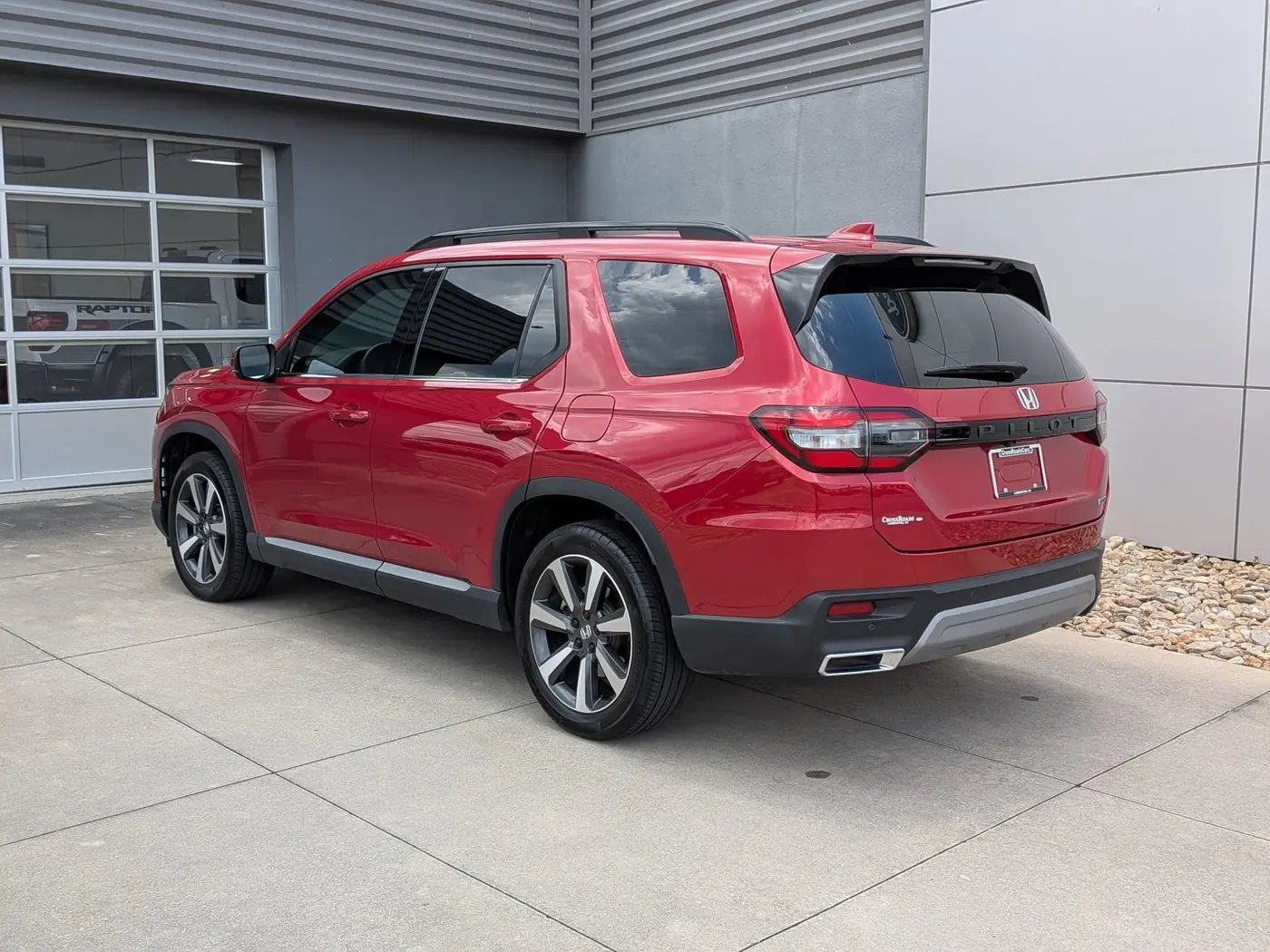 2025 Honda Pilot - $41,997