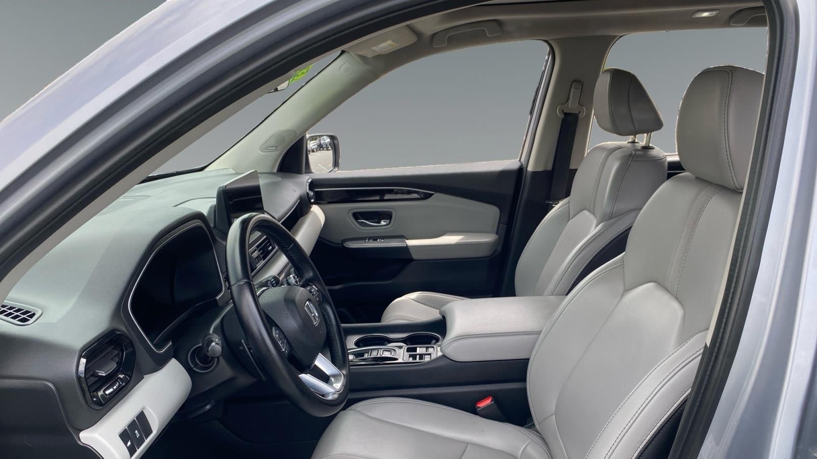 2023 Honda Pilot Touring
