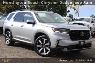 Photo of a 2023 Honda Pilot Touring 4DR SUV for sale