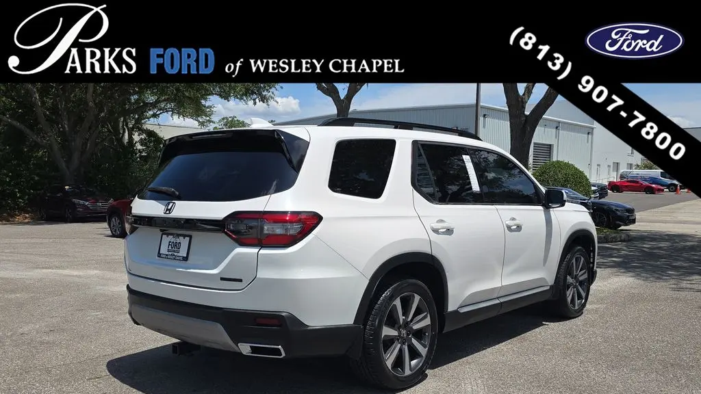 2023 Honda Pilot Touring