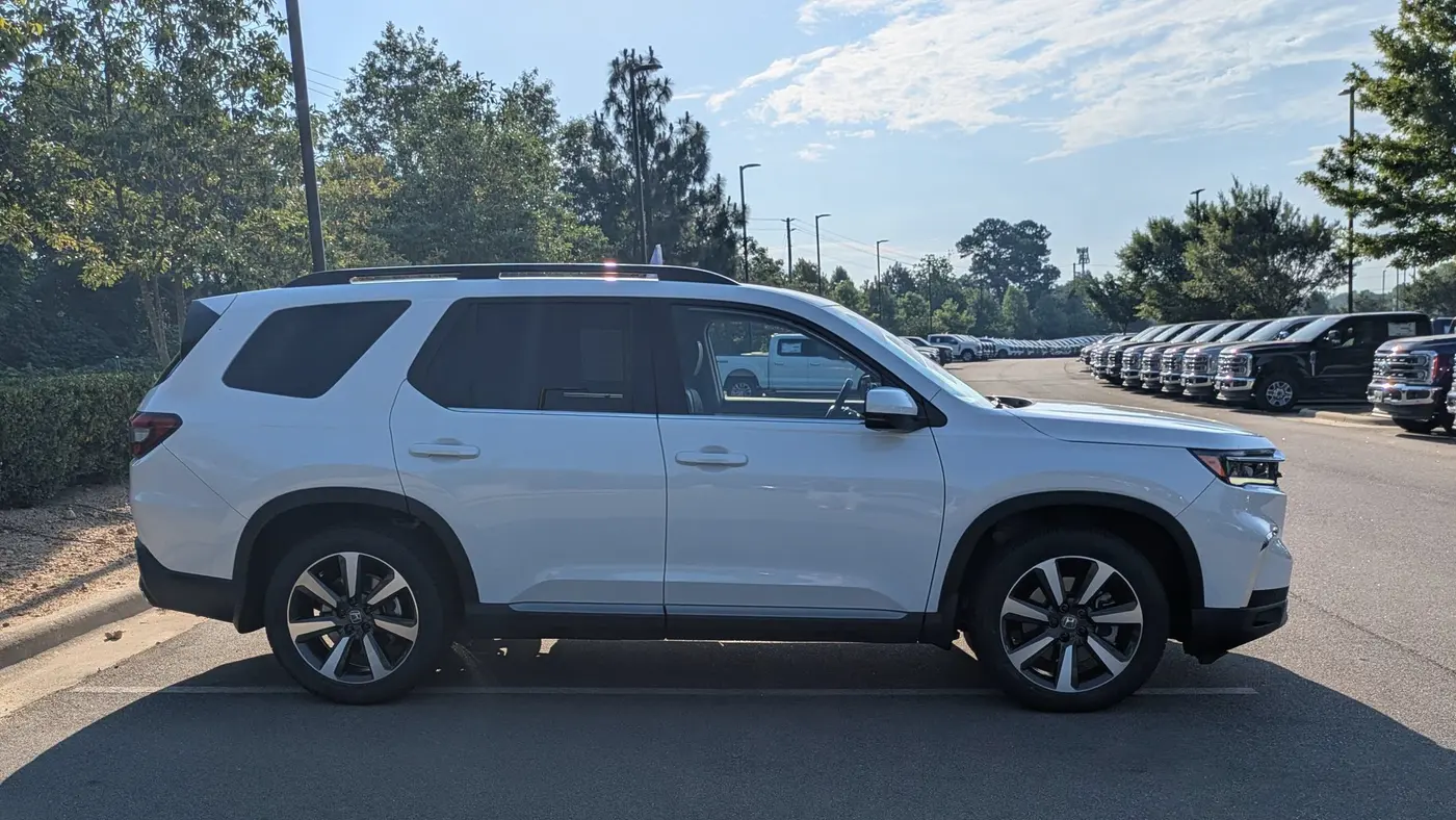 2024 Honda Pilot Touring