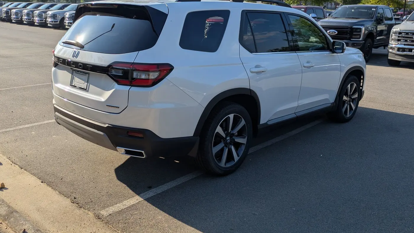 2024 Honda Pilot Touring