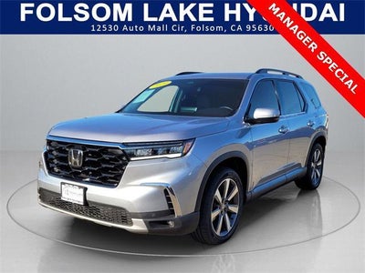Photo of a 2023 Honda Pilot Touring 4DR SUV for sale