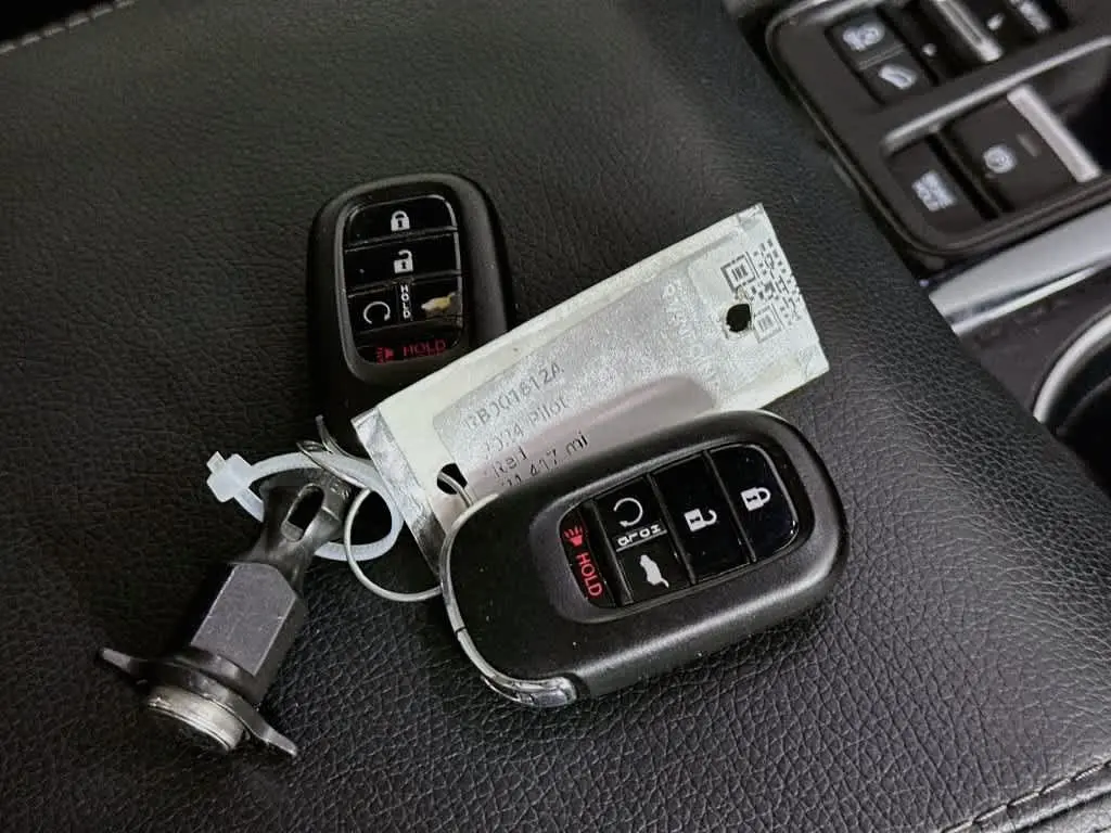 2024 Honda Pilot - $32,165