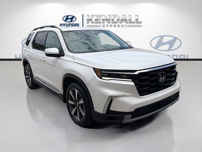 Photo of a 2025 Honda Pilot Touring 4DR SUV for sale