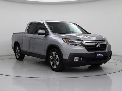 Photo of a 2017 Honda Ridgeline RTL 4DR Crew Cab 5.3 FT. SB for sale