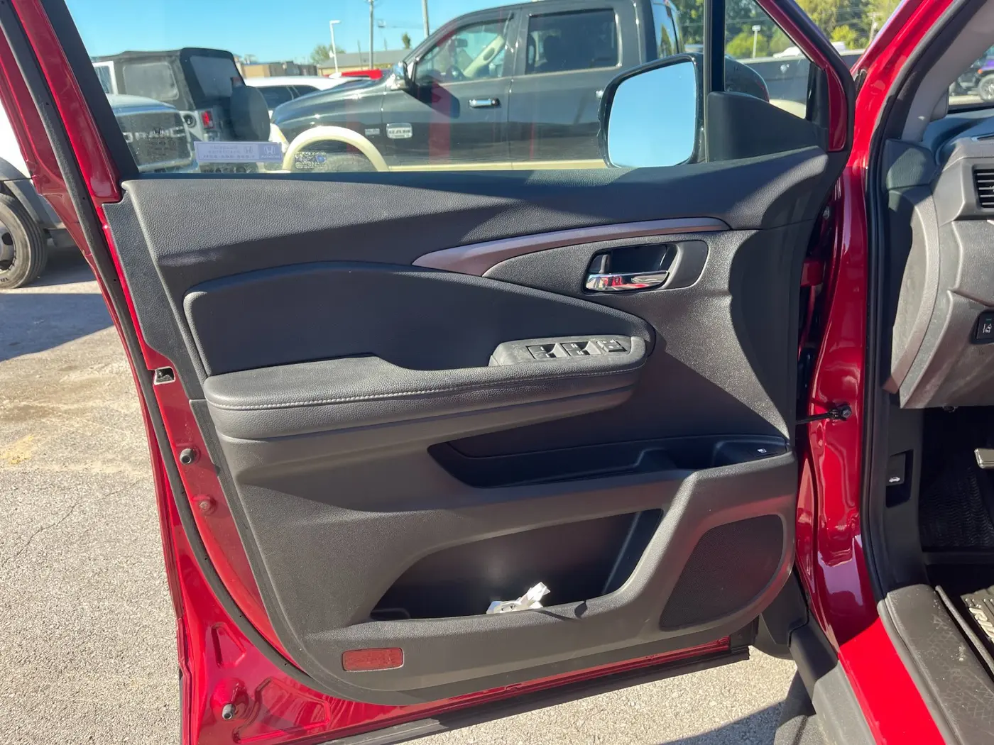 2022 Honda Ridgeline - $27,499