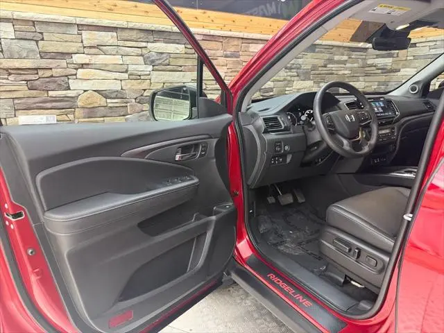 2025 Honda Ridgeline - $36,599