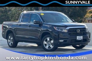 2025 Honda Ridgeline with Crystal Black Pearl Exterior