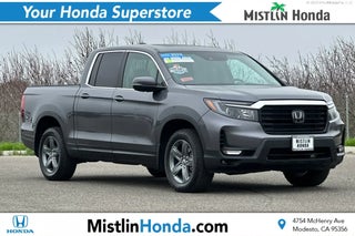 2023 Honda Ridgeline with Modern Steel Metallic Exterior