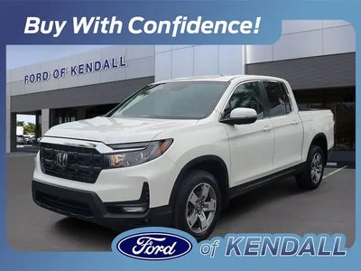 Photo of a 2024 Honda Ridgeline AWD RTL 4DR Crew Cab 5.3 FT. SB for sale