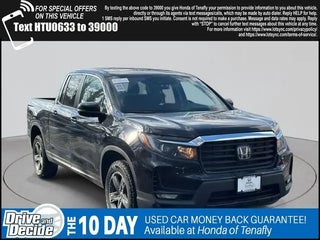 2023 Honda Ridgeline with Crystal Black Pearl Exterior