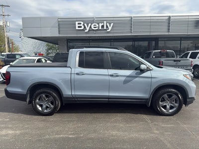 Photo of a 2023 Honda Ridgeline AWD RTL 4DR Crew Cab 5.3 FT. SB for sale