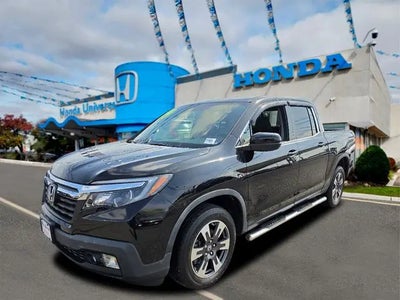 Photo of a 2019 Honda Ridgeline AWD RTL 4DR Crew Cab 5.3 FT. SB for sale