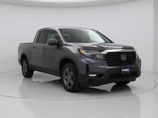 2022 Honda Ridgeline with Sonic Gray Pearl Exterior
