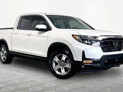 Photo of a 2026 Honda Ridgeline AWD RTL 4DR Crew Cab 5.3 FT. SB for sale