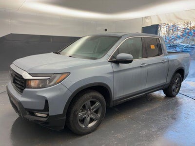 Photo of a 2023 Honda Ridgeline AWD RTL 4DR Crew Cab 5.3 FT. SB for sale