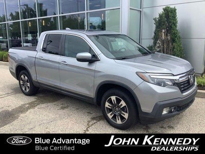 Photo of a 2019 Honda Ridgeline AWD RTL 4DR Crew Cab 5.3 FT. SB for sale