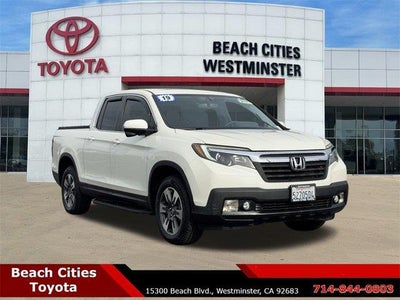 Photo of a 2019 Honda Ridgeline AWD RTL-T 4DR Crew Cab 5.3 FT. SB for sale