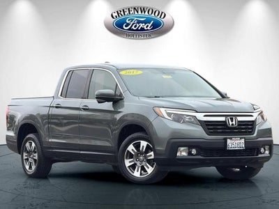 2017 Honda Ridgeline AWD RTL-T 4DR Crew Cab 5.3 FT. SB