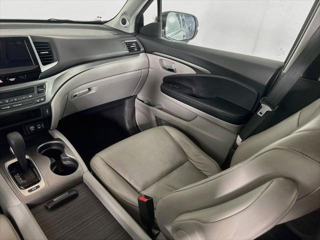 2019 Honda Ridgeline - $17,969