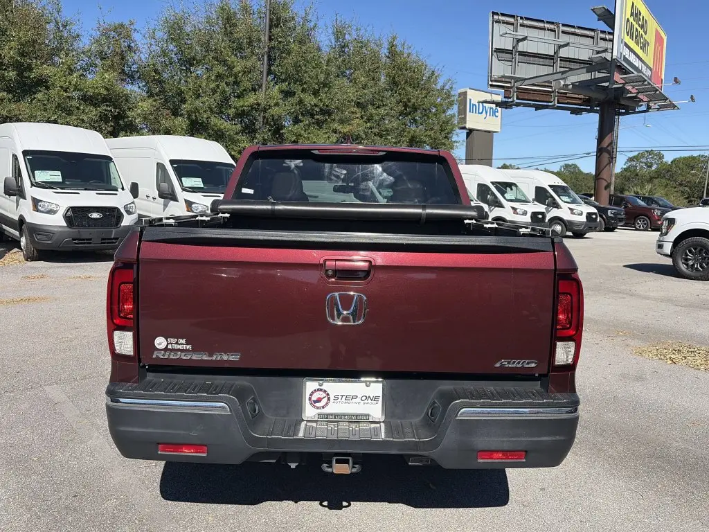 2018 Honda Ridgeline - $19,210