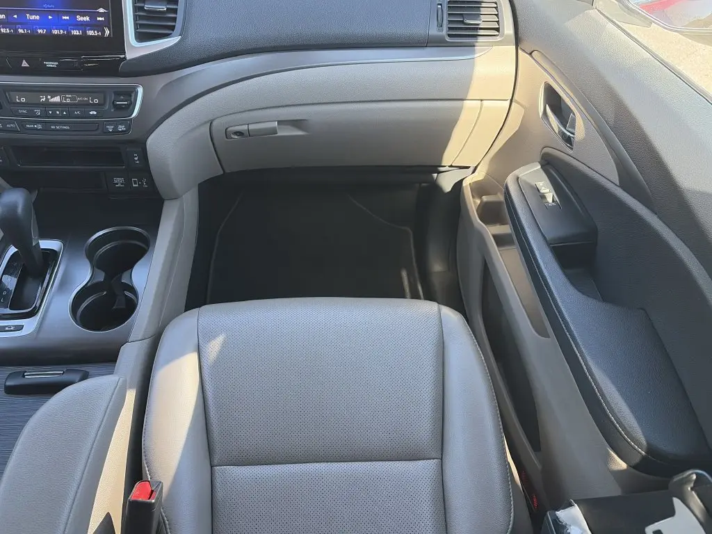 2018 Honda Ridgeline - $19,210