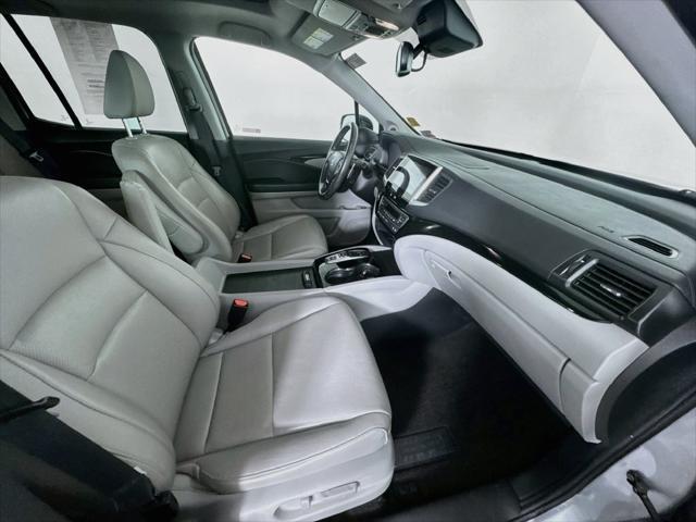 2020 Honda Ridgeline - $27,979
