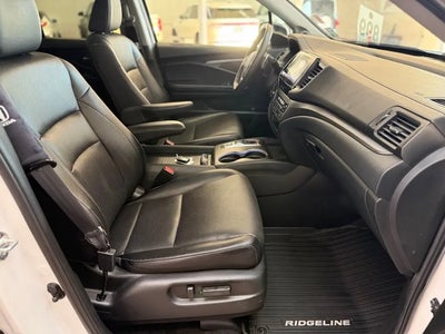 Photo of a 2023 Honda Ridgeline AWD RTL-E 4DR Crew Cab 5.3 FT. SB for sale