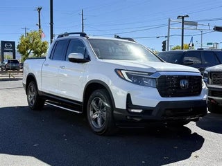 2022 Honda Ridgeline with Platinum White Pearl Exterior