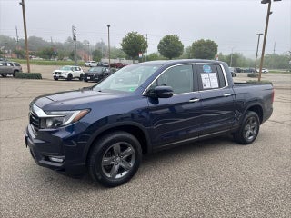 2022 Honda Ridgeline with Obsidian Blue Pearl Exterior