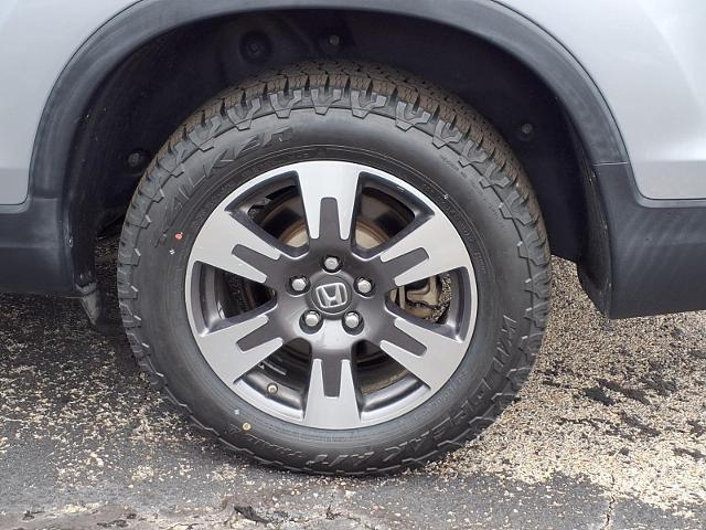 2019 Honda Ridgeline - $23,989