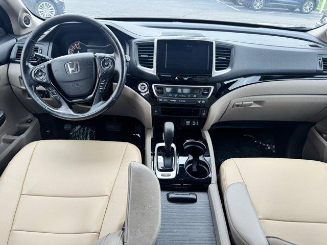 2019 Honda Ridgeline - $18,995