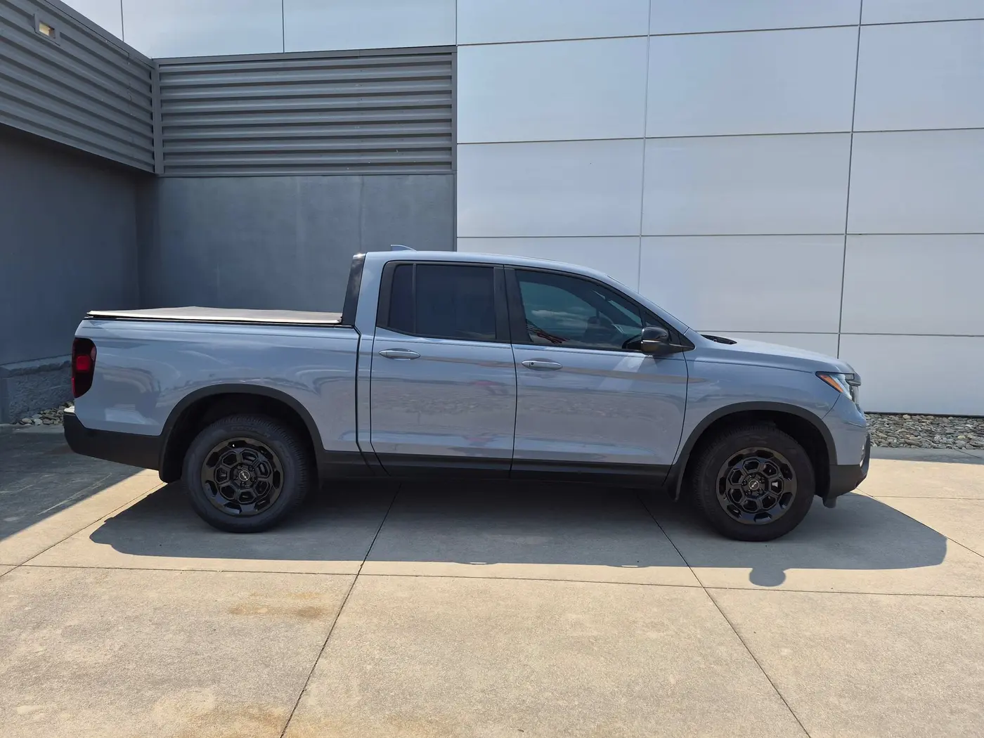 2025 Honda Ridgeline - $36,997