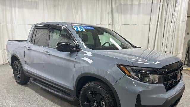 2025 Honda Ridgeline Black Edition