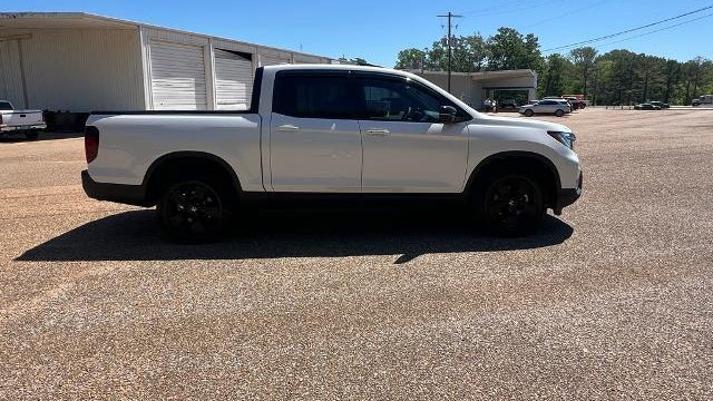 2025 Honda Ridgeline Black Edition