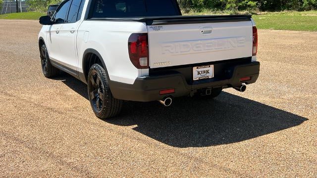 2025 Honda Ridgeline Black Edition