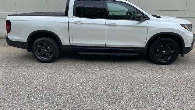 2022 Honda Ridgeline Black Edition