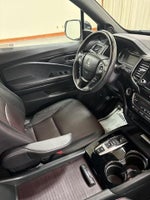 2023 Ridgeline Thumbnail 27