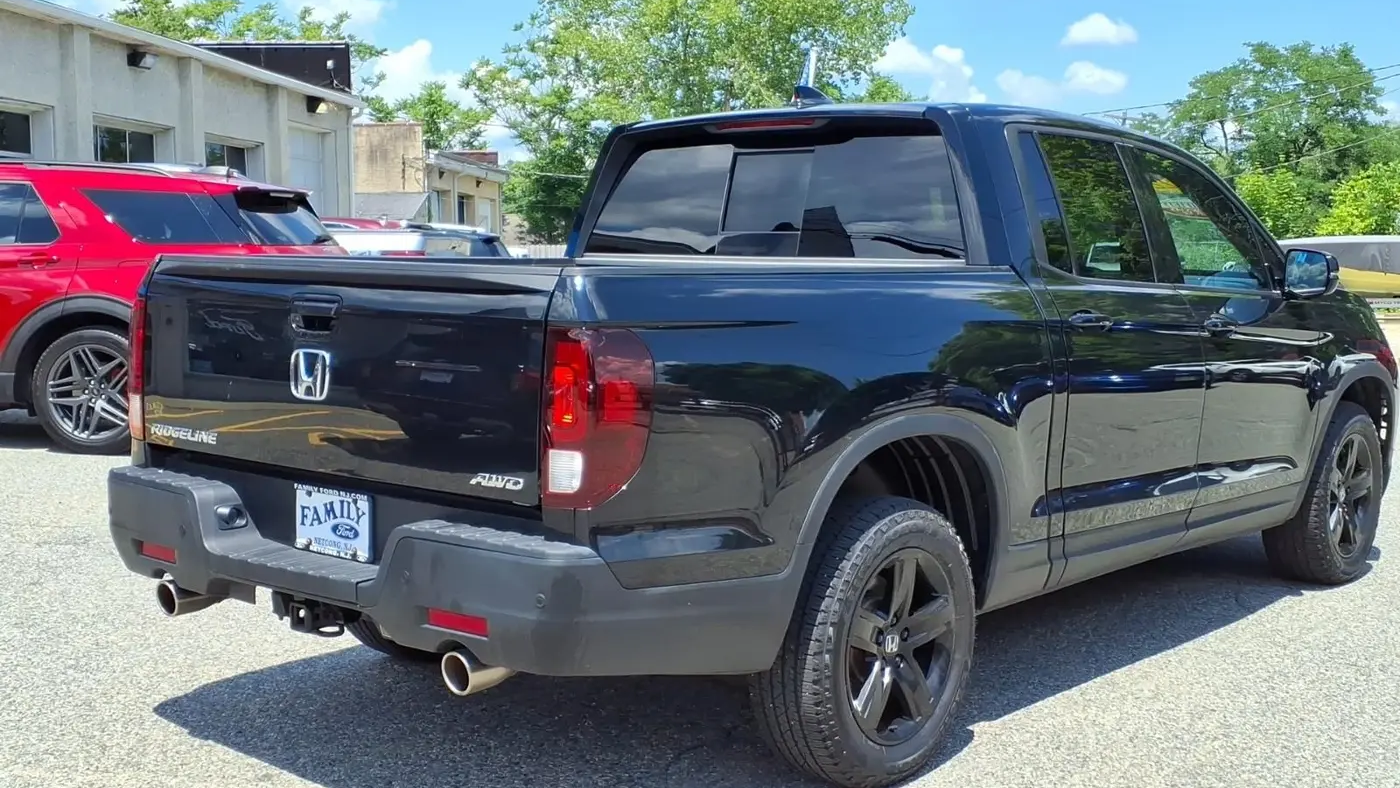 2022 Honda Ridgeline Black Edition