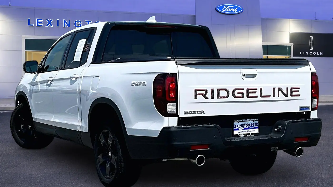 2025 Honda Ridgeline Black Edition