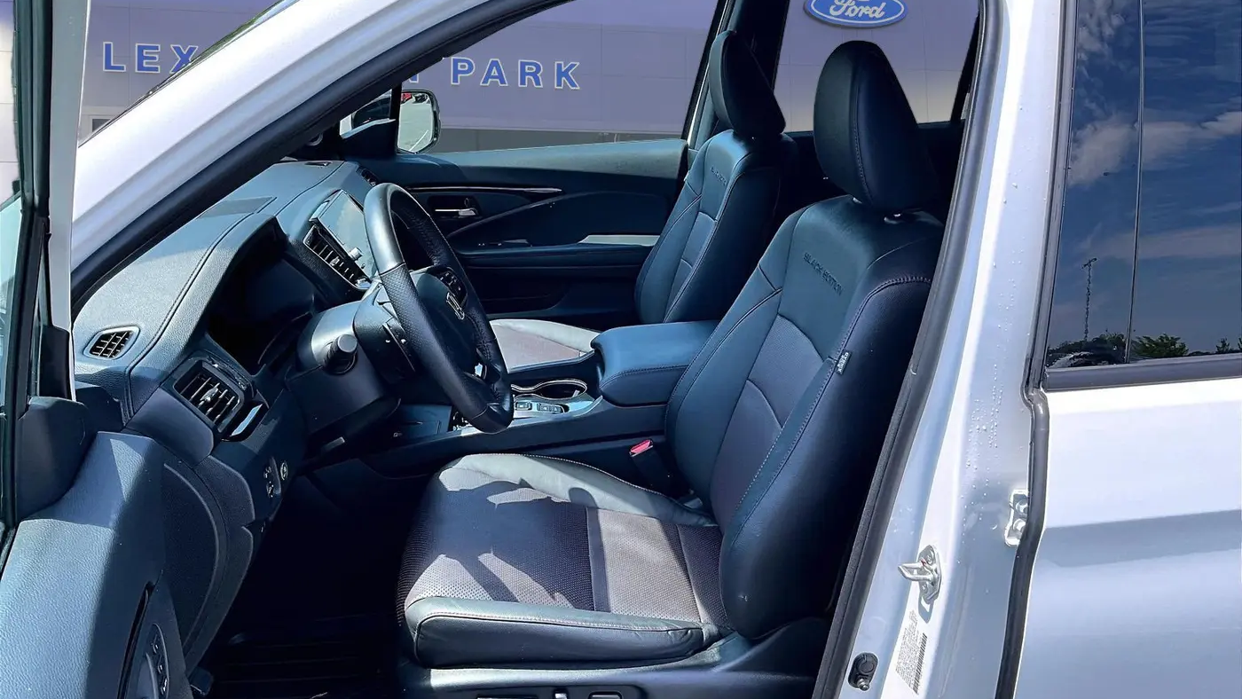 2025 Honda Ridgeline Black Edition