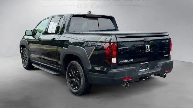 2022 Honda Ridgeline Black Edition