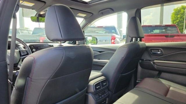 2025 Honda Ridgeline Black Edition